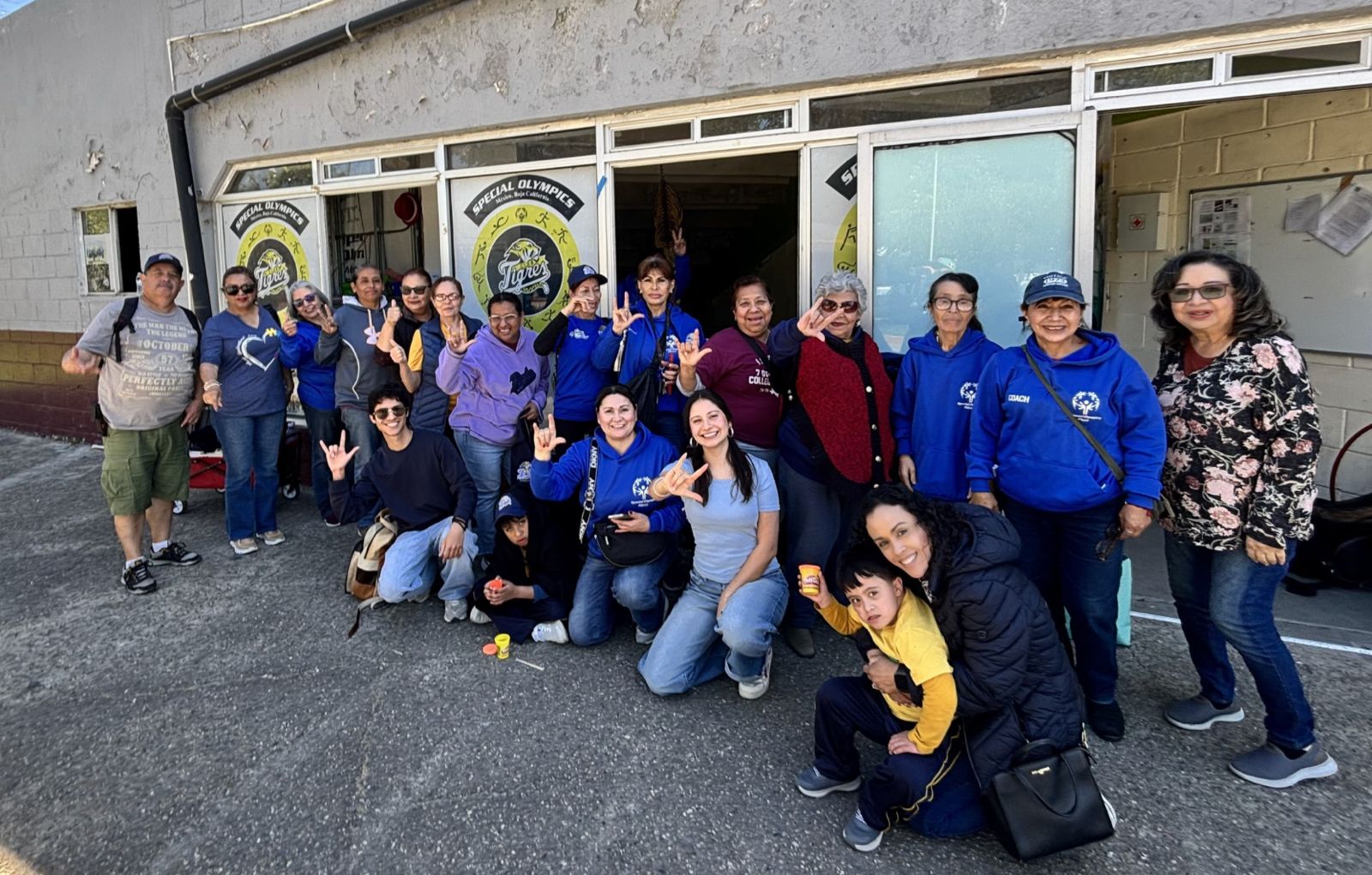 Working with the Deaf community in Tijuana.